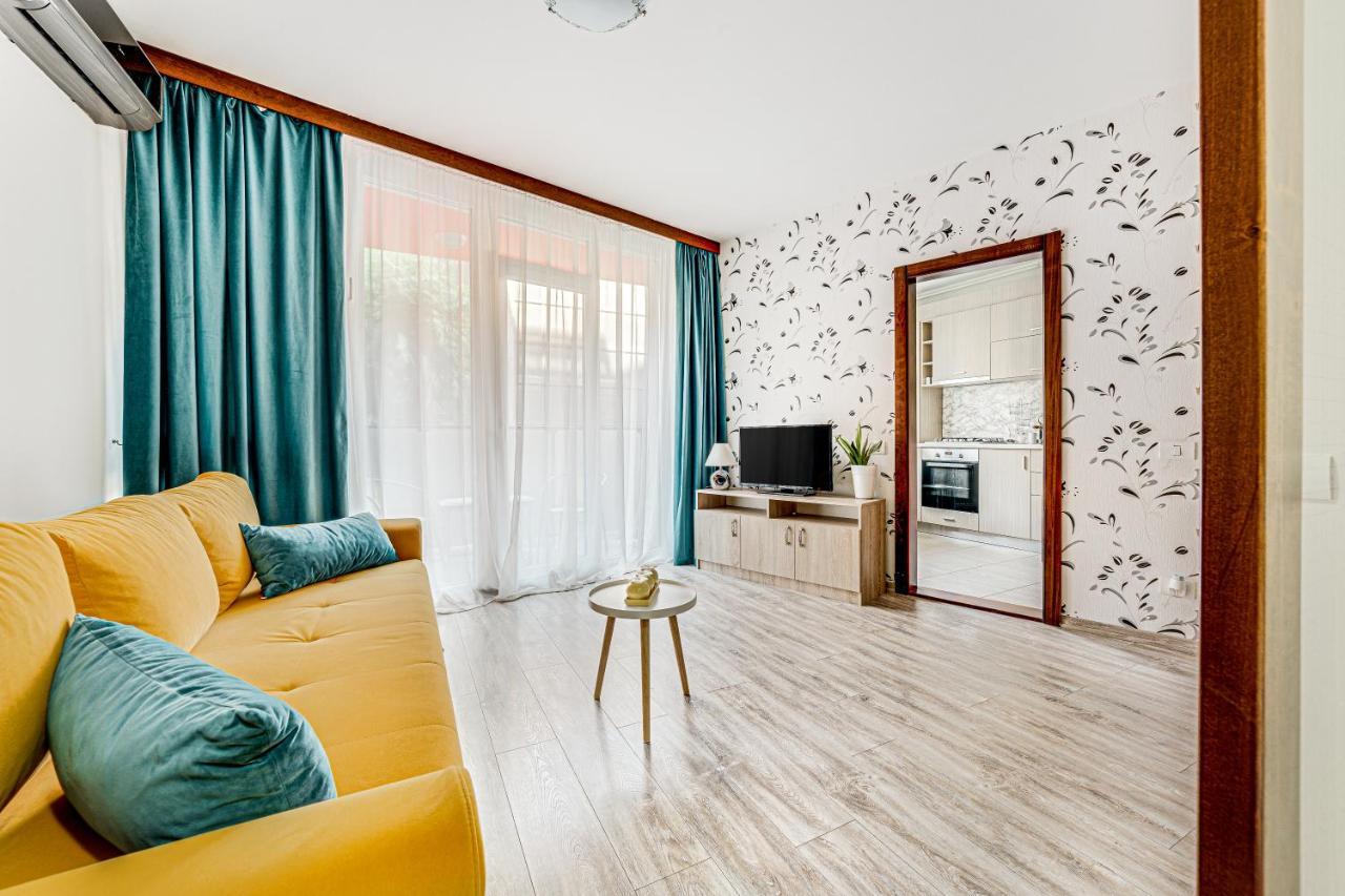 Ari Blue Apartment Ared In Kaufland Complex Arad Exterior photo